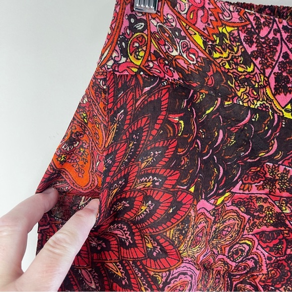 NWT JUNGLEE BILLEE Boho Print‎ Cotton Shorts, SM/MED - Picture 3 of 6